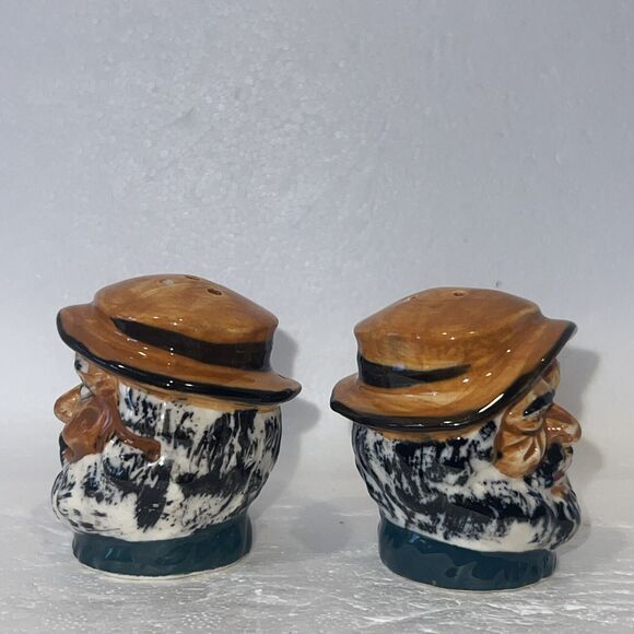 Vintage Minature Toby Jug Style Salt & Pepper Shakers Made In Japan - Picture 4 of 6
